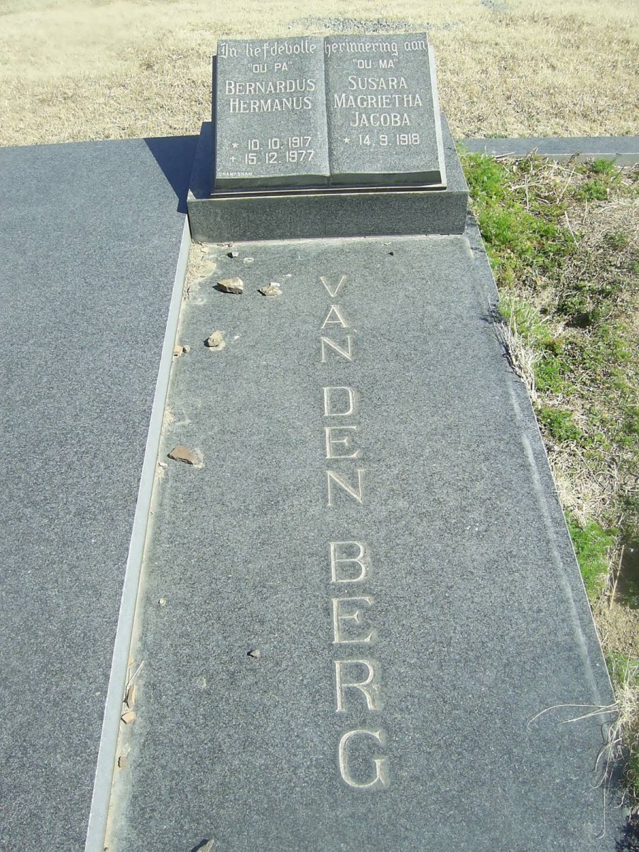 BERG Bernardus Hermanus, van der 1917-1977 &amp; Susara Magrieta Jacoba 1918-