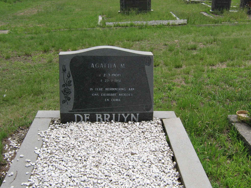 BRUYN Agatha M., de 1900-195?