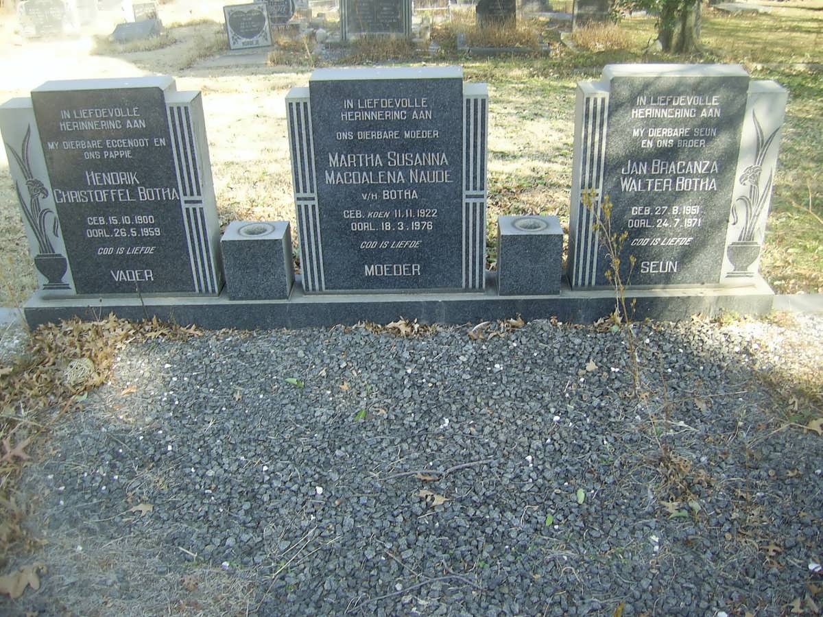 BOTHA Hendrik Christoffel 1900-1959 &amp; Martha Susanna Magdalena NAUDÉ 1922-1976 :: BOTHA Jan Bracanza Walter 1951-1971