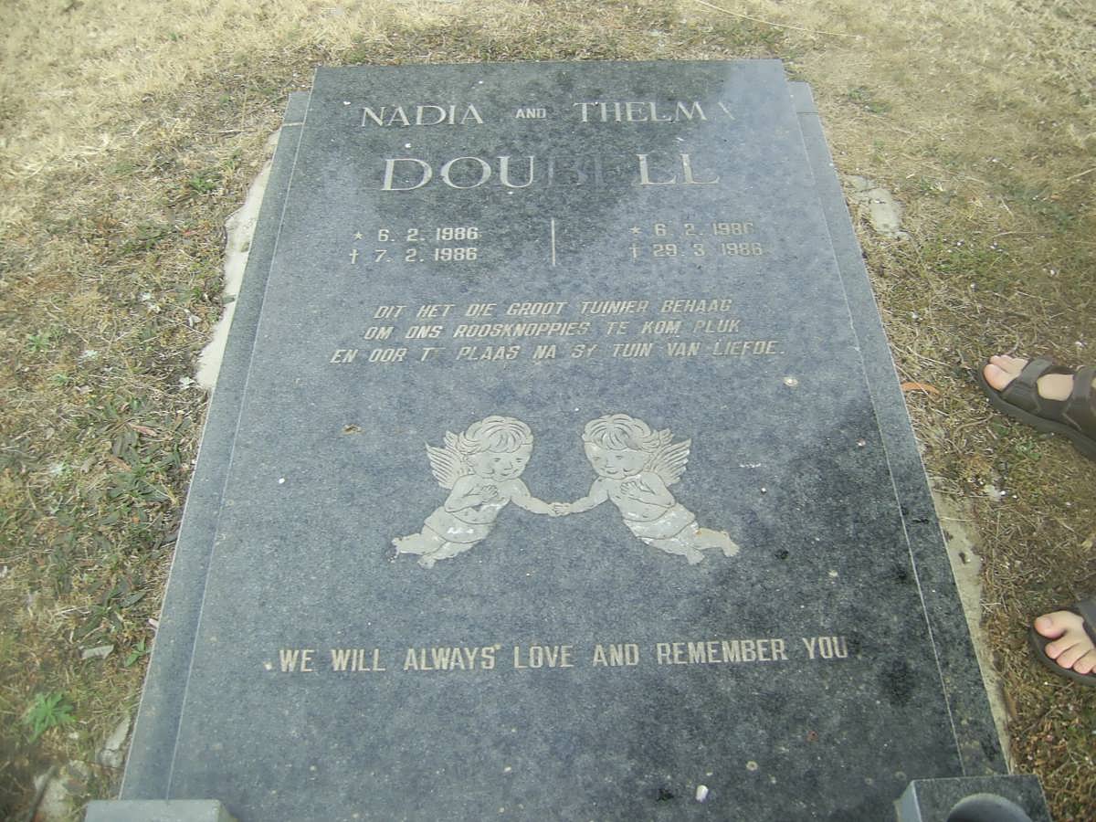 DOUBELL Nadia 1986-1986 :: DOUBELL Thelma 1986-1986