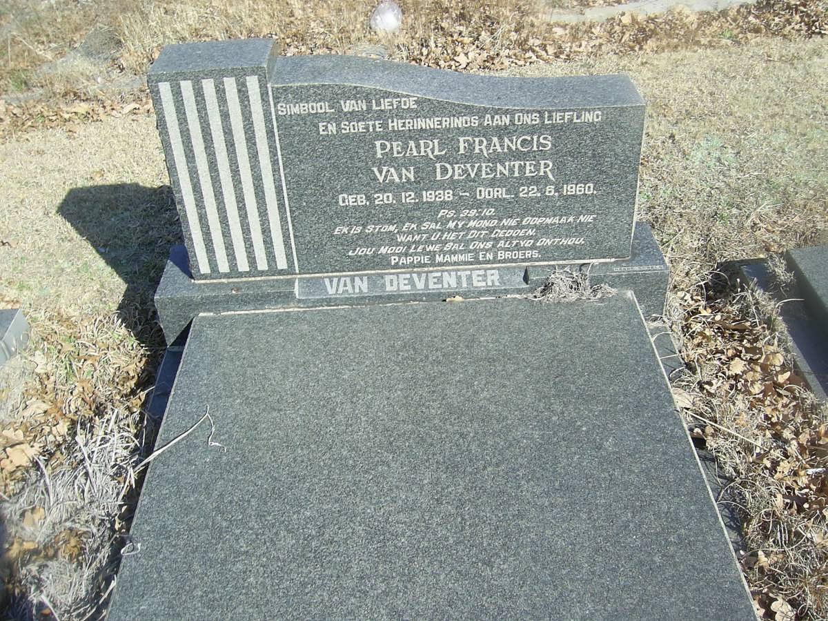 DEVENTER Pearl Francis, van 1938-1960