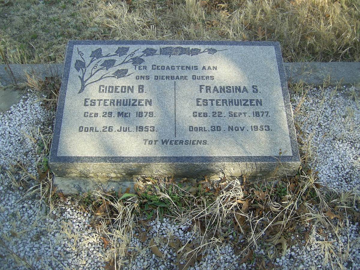 ESTERHUIZEN Gideon B. 1879-1953 &amp; Fransina S. 1877-1953