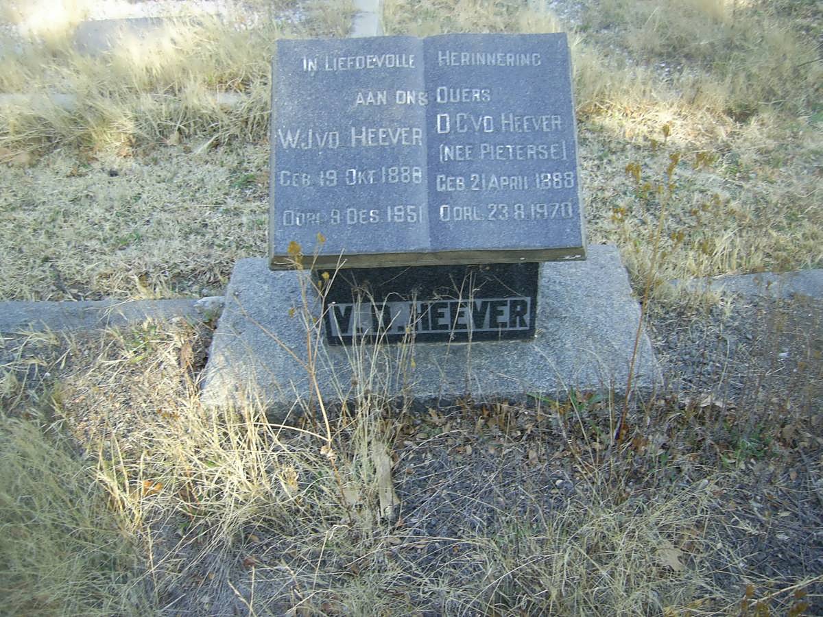 HEEVER W.J., van den 1888-1951 &amp; D.C. PIETERSE 1888-1970