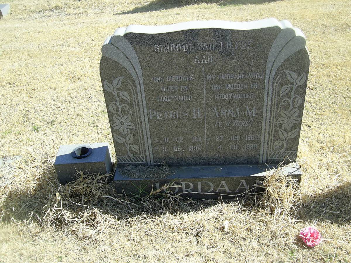 JORDAAN Petrus H. 1901-1990 &amp; Anna M. V.D.BERG 1908-1988