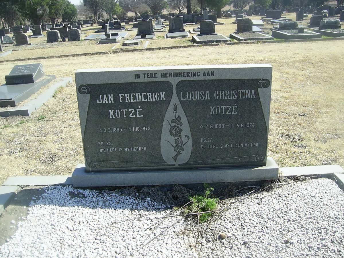 KOTZE Jan Frederick 1895-1973 &amp; Louisa Christina 1898-1974