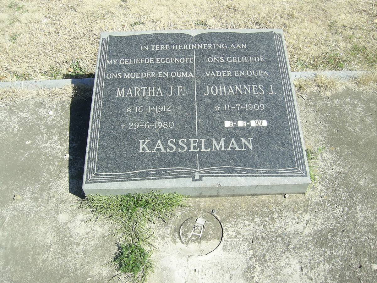 KASSELMAN Johannes J. 1909-1999 &amp; Martha J.F. 1912-1980