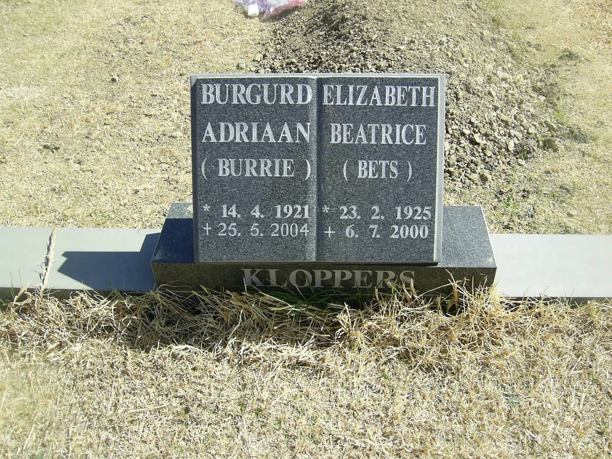 KLOPPERS Burgurd Adriaan 1921-2004 &amp; Elizabeth Beatrice 1925-2000