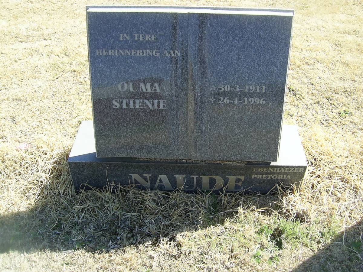 NAUDE Stienie 1911-1996