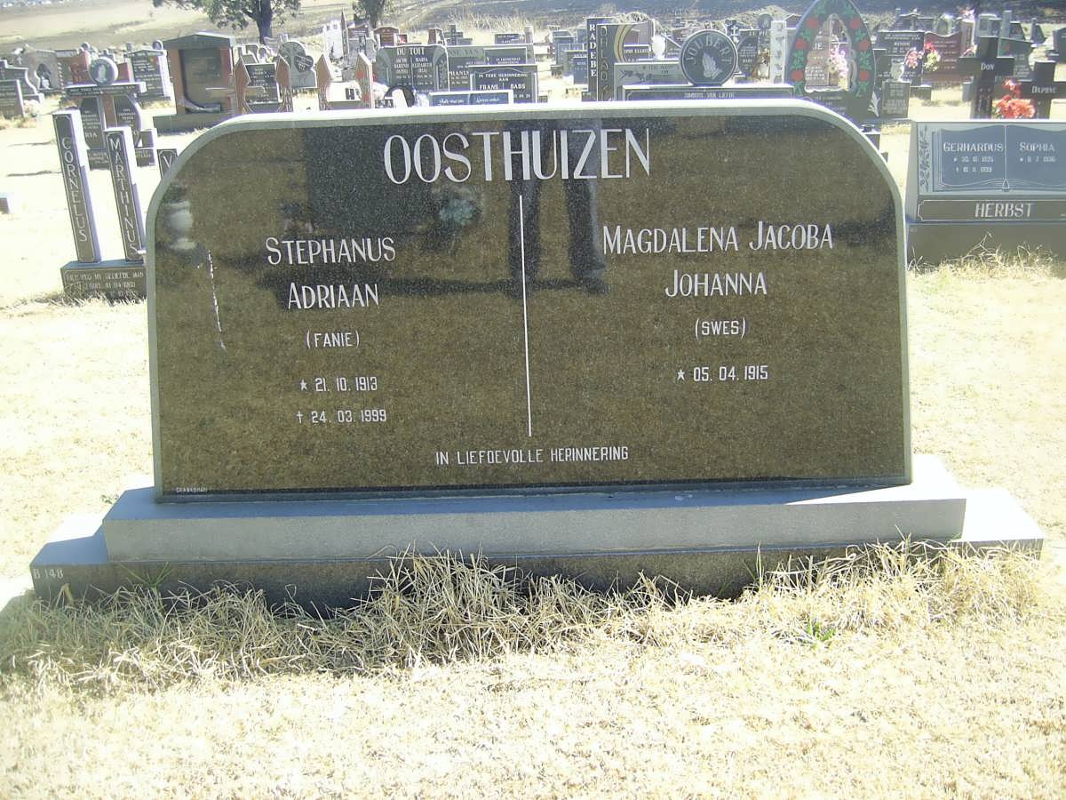OOSTHUIZEN Stephanus Adriaan 1913-1999 &amp; Magdalena Jacoba Johanna 1915-