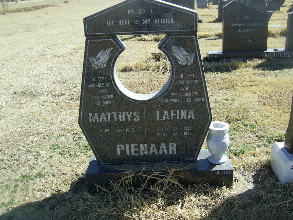 PIENAAR Matthys 1935-  &amp; Lafina 1939-1995