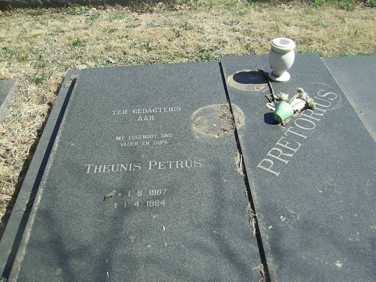 PRETORIUS Theunis Petrus 1907-1984