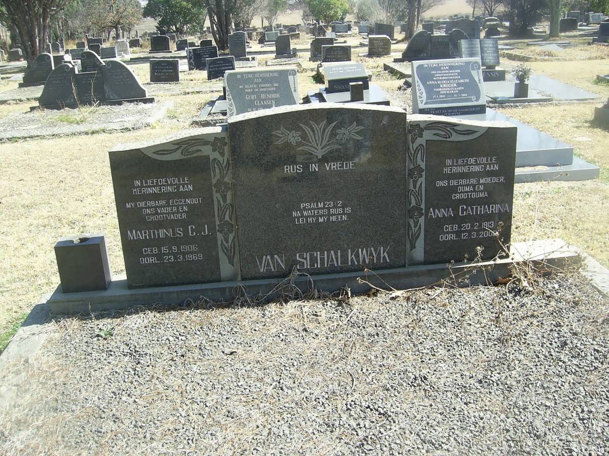 SCHALKWYK Marthinus C.J., van 1906-1969 &amp; Anna Catharina 1913-200?