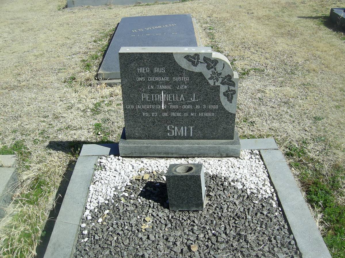 SMIT Petronella J. 1918-1980