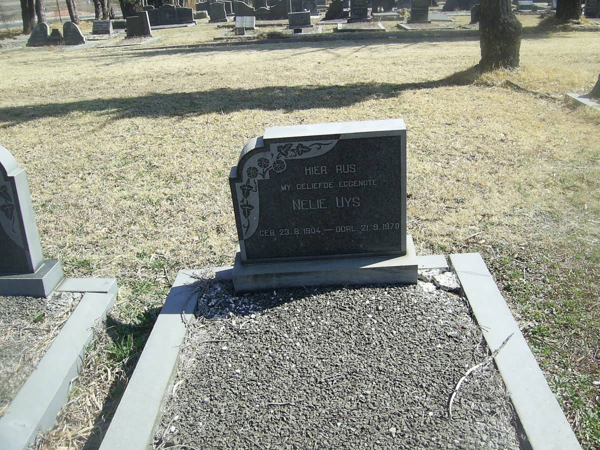 UYS Nelie 1904-1970