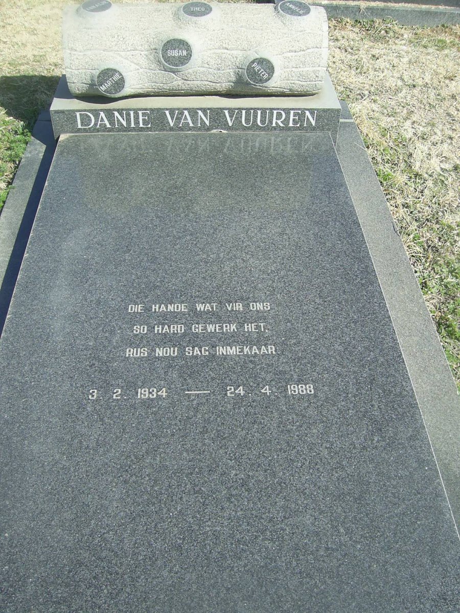 VUUREN Danie, van 1934-1988