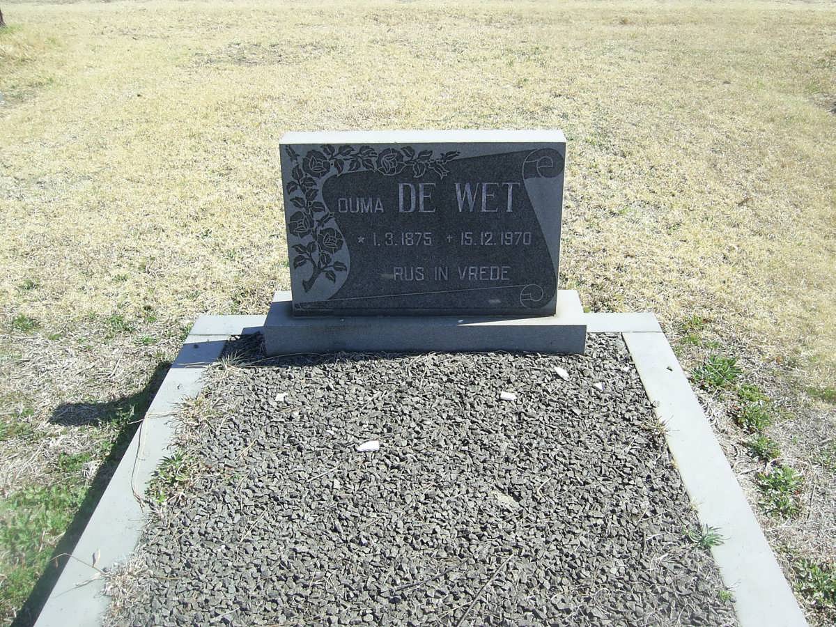 WET Ouma, de 1875-1970