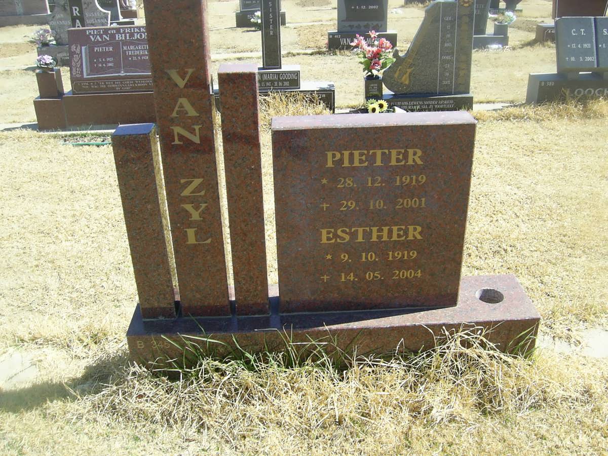 ZYL Pieter, van 1919-2001 &amp; Esther 1919-2004