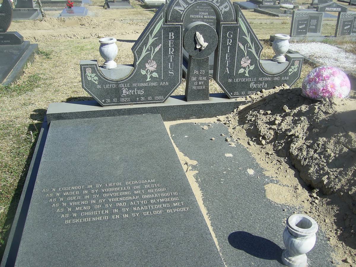 ?? M....R Bertus 1923-1985 &amp; Grieta 1928-