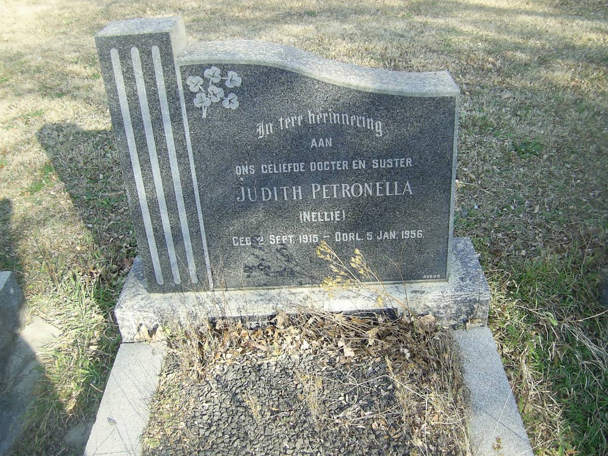 ? Judith Petronella 1915-1956