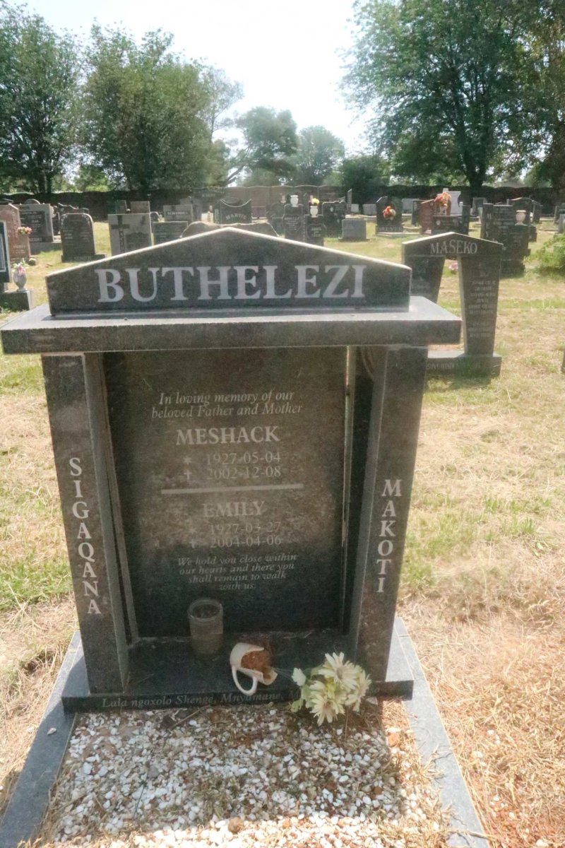BUTHELEZI Meshack 1927-2002 &amp; Emily 1927-2004