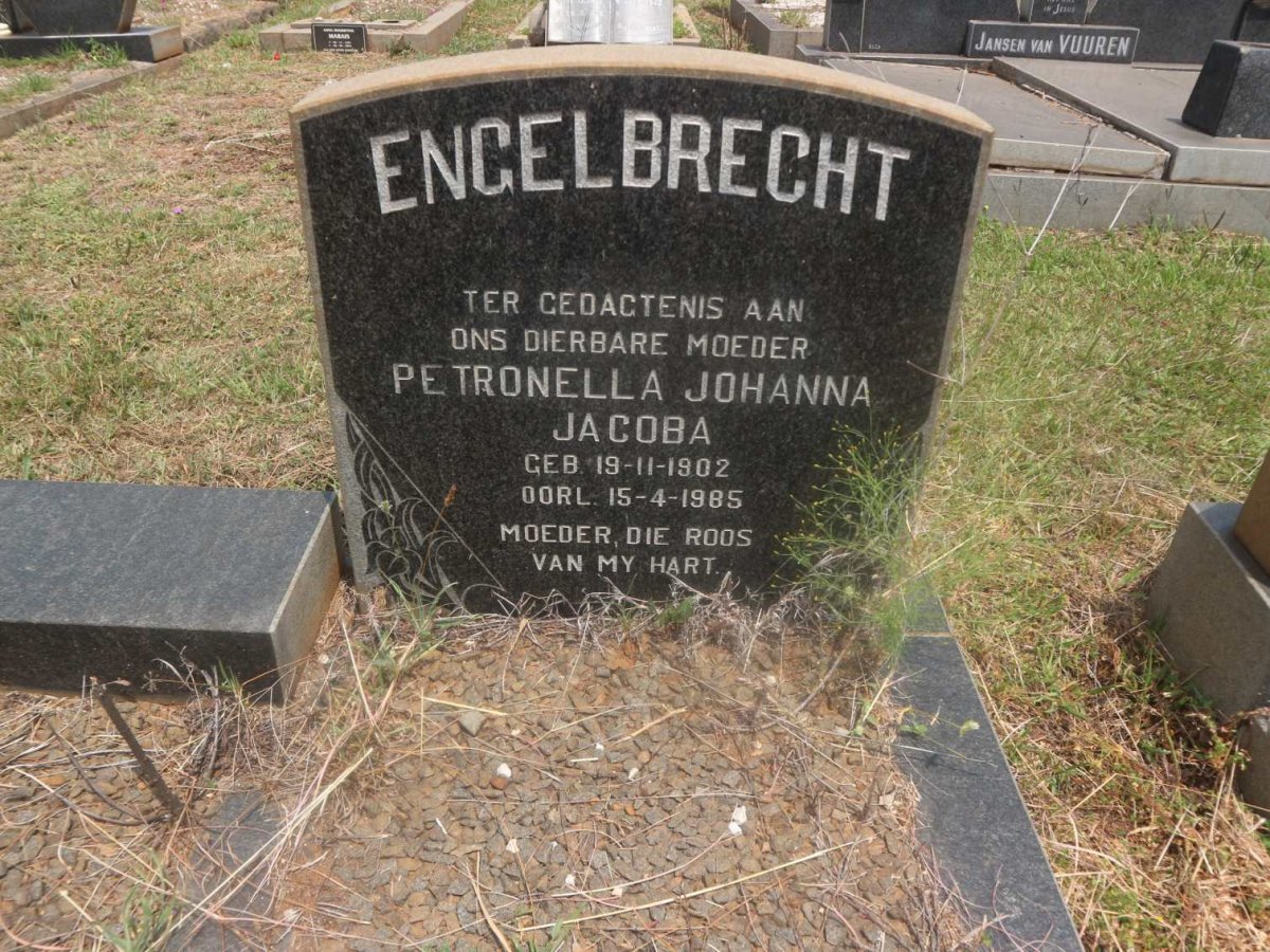 ENGELBRECHT Petronella Johanna Jacoba 1902-1985