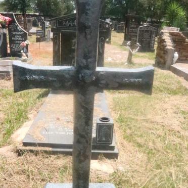 HUNT C.D.S. 1964-2014