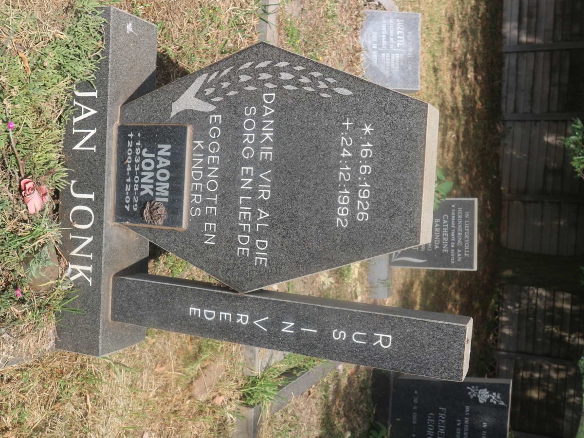 JONK Jan 1926-1992 &amp; Naomi 1933-2004