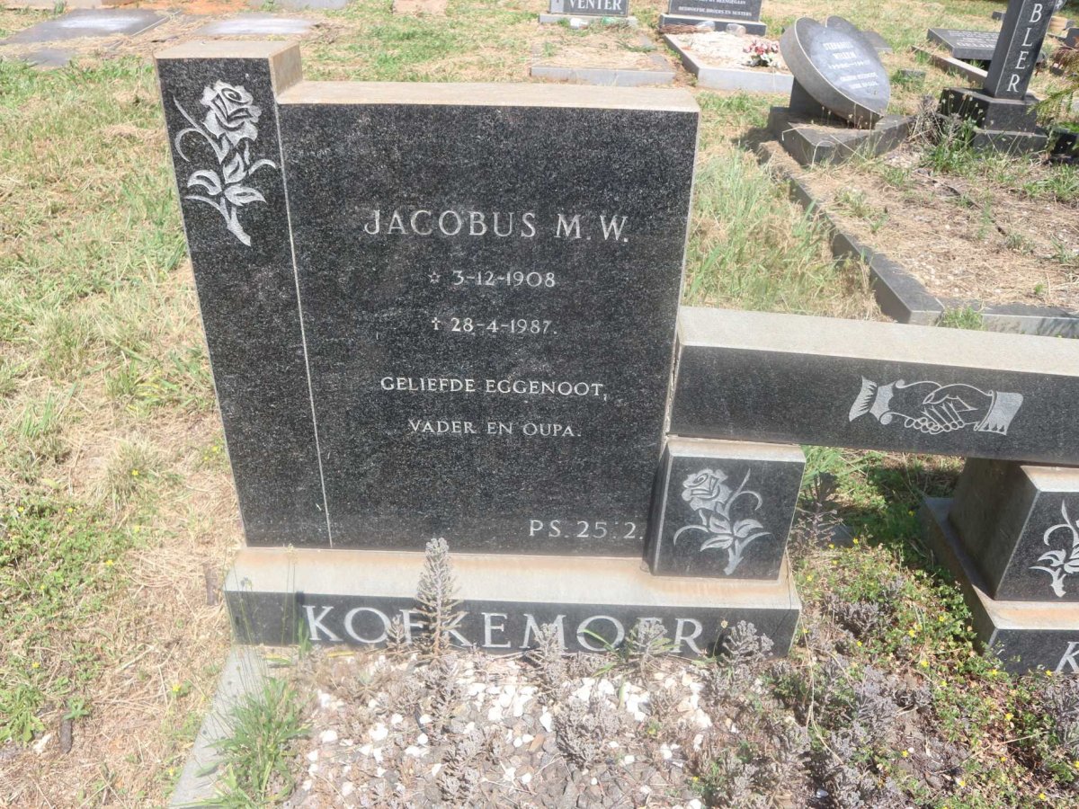 KOEKEMOER Jacobus M.W. 1908-1987 &amp; Gertruida M.M. 1915-1988