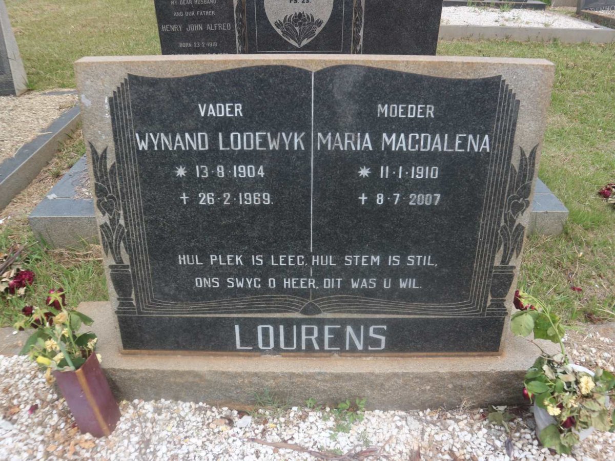 LOURENS Wynand Lodewyk 1904-1969 &amp; Maria Magdalena 1910-2007