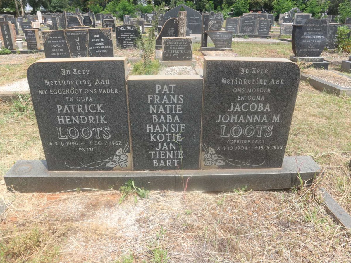 LOOTS Patrick Hendrik 1896-1967 &amp; Jacoba Johanna M. LEE 1904-1983