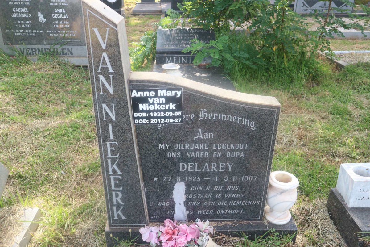 NIEKERK Delarey, van 1925-1987 &amp; Anne Mary 1932-2012