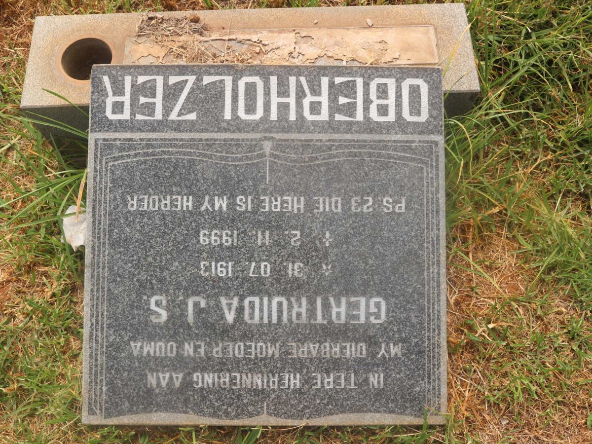 OBERHOLZER Gertruida J.S. 1913-1999