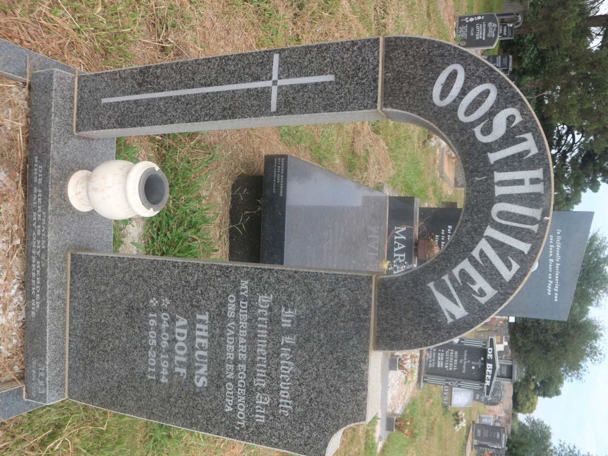 OOSTHUIZEN Theuns Adolf 1944-2011