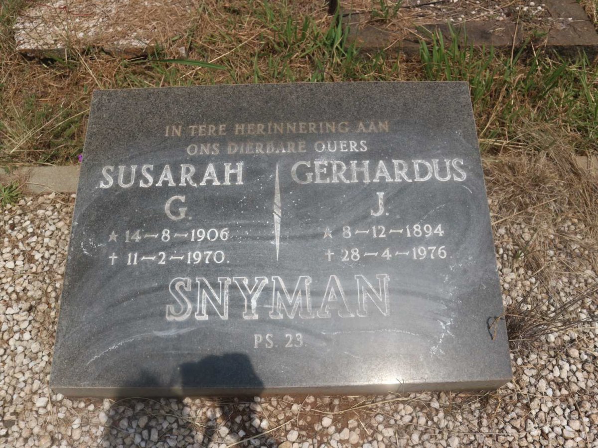 SNYMAN Gerhardus J. 1894-1976 &amp; Susarah G. 1906-1970