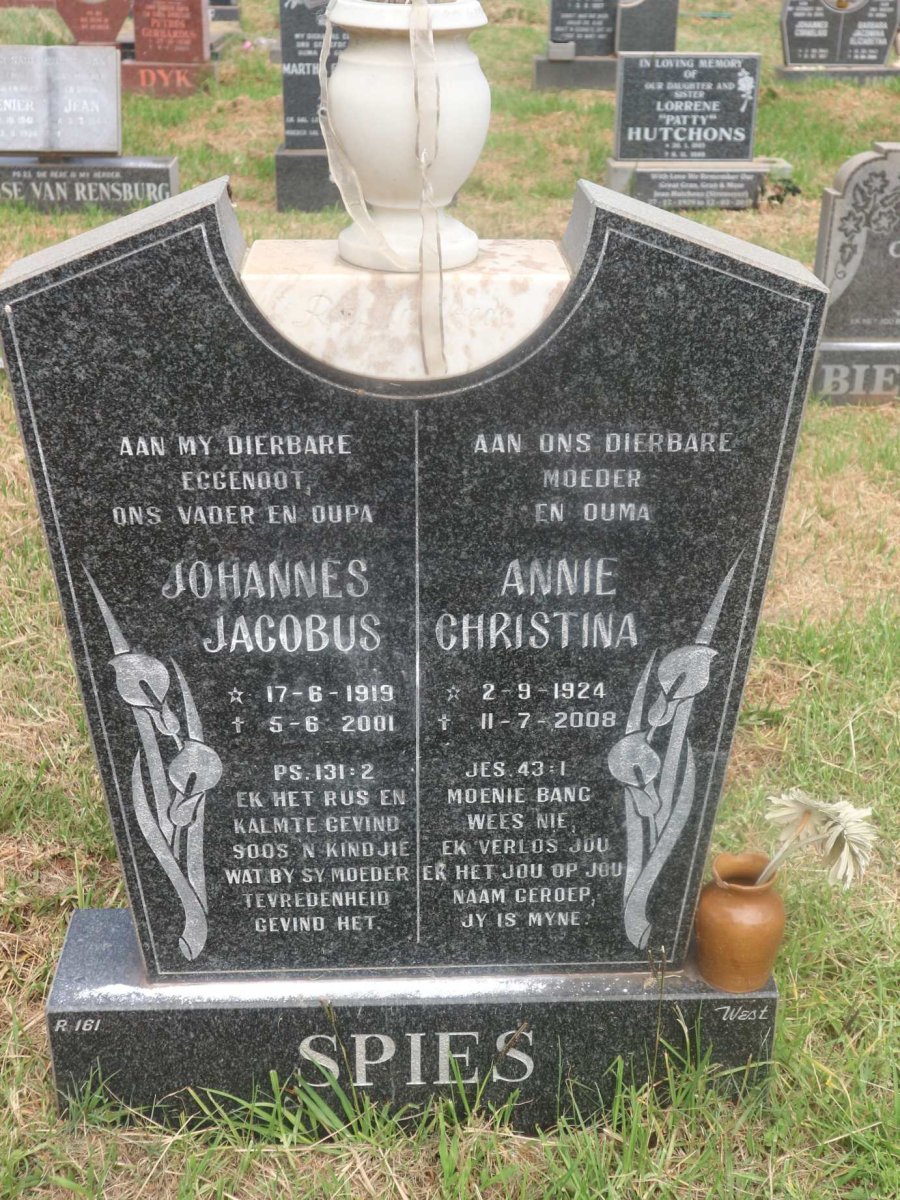 SPIES Johannes Jacobus 1919-2001 &amp; Annie Christina 1924-2008