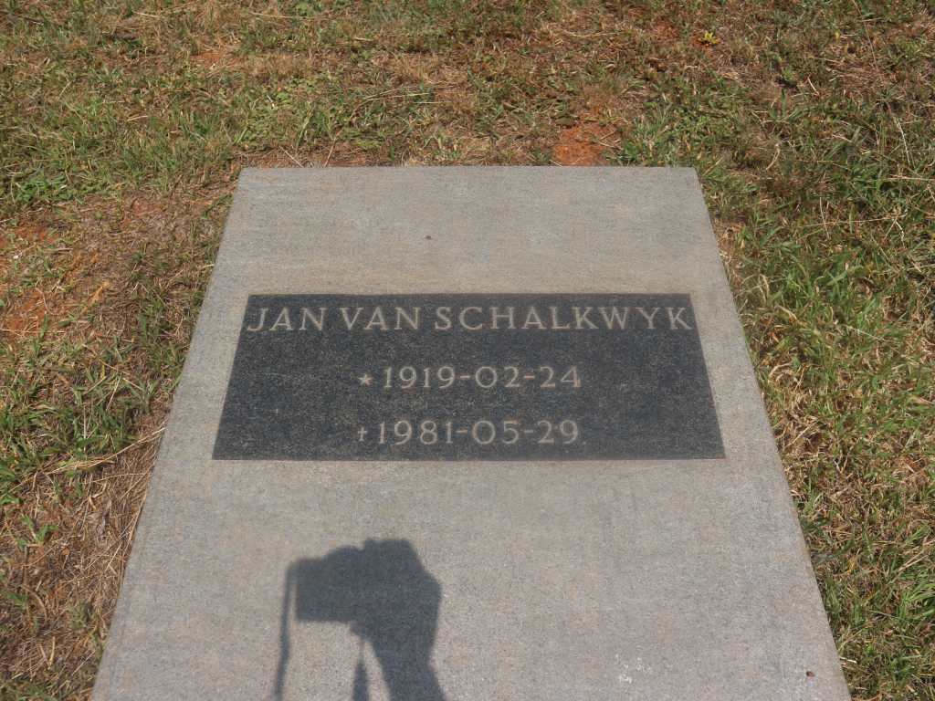 SCHALKWYK Jan, van 1919-1981