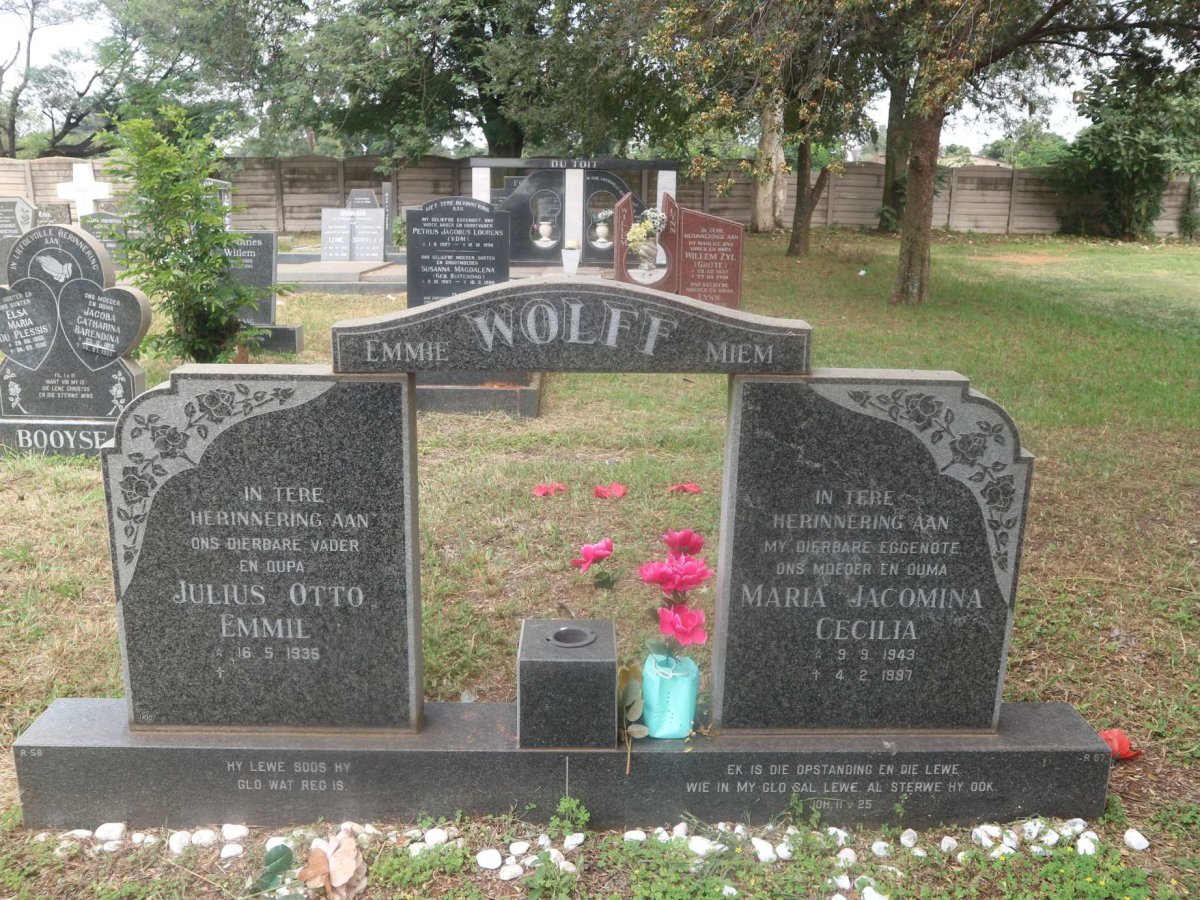 WOLFF Julius Otto Emmil 1935- &amp; Maria Jacomina Cecilia 1943-1997