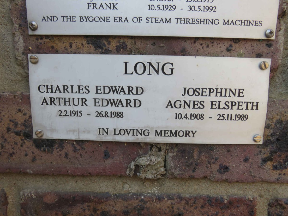LONG Charles Edward Arthur Edward 1915-1988 &amp; Josephine Agnes Elspeth 1908-1989