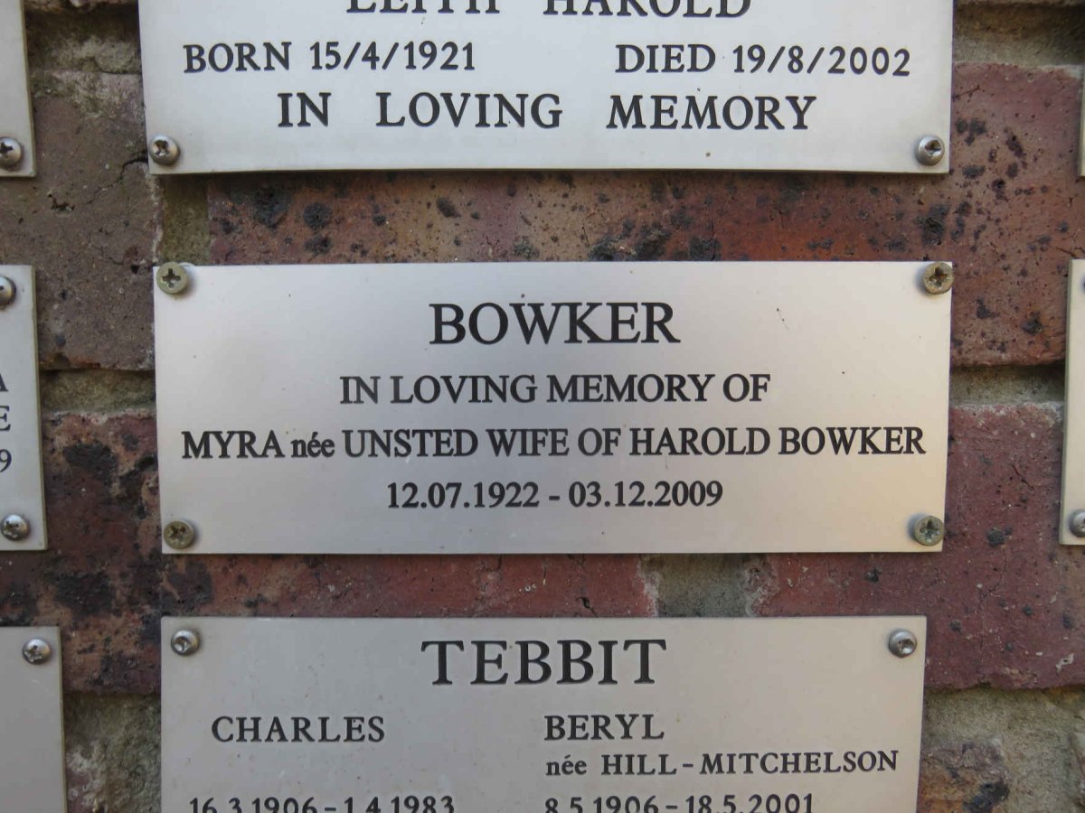 BOWKER Myra nee UNSTED 1922-2009