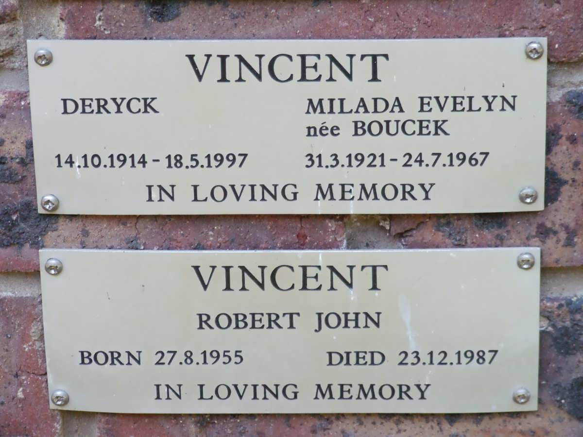 VINCENT Deryck 1914-1997 &amp; Milada Evelyn BOUCEK 1921-1967 :: VINCENT Robert John 1955-1987