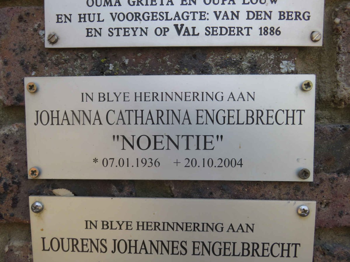ENGELBRECHT Johanna Catharina 1936-2004