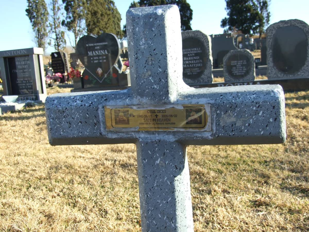 DICKS Cyril 1940-2009