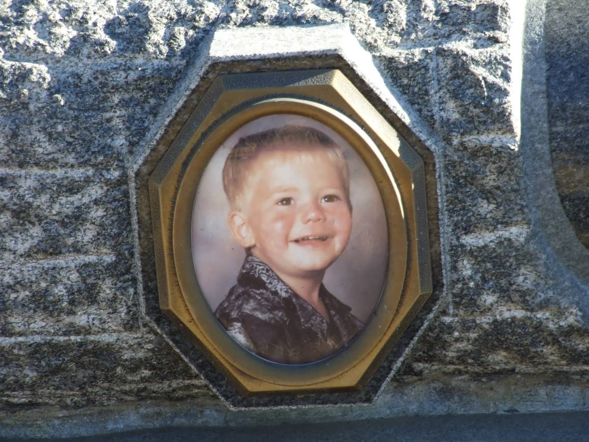 LOUWRENS Marthinus Christoffel Johannes 1999-2001