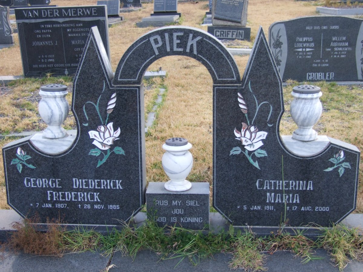 PIEK George Diederick Frederick 1907-1985 &amp; Catherina Maria 1911-2000