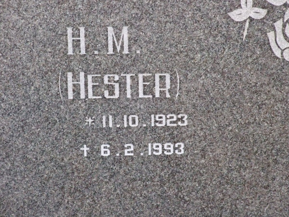 ROSSOUW H.H.J. 1915-1990 &amp; H.M. 1923-1993