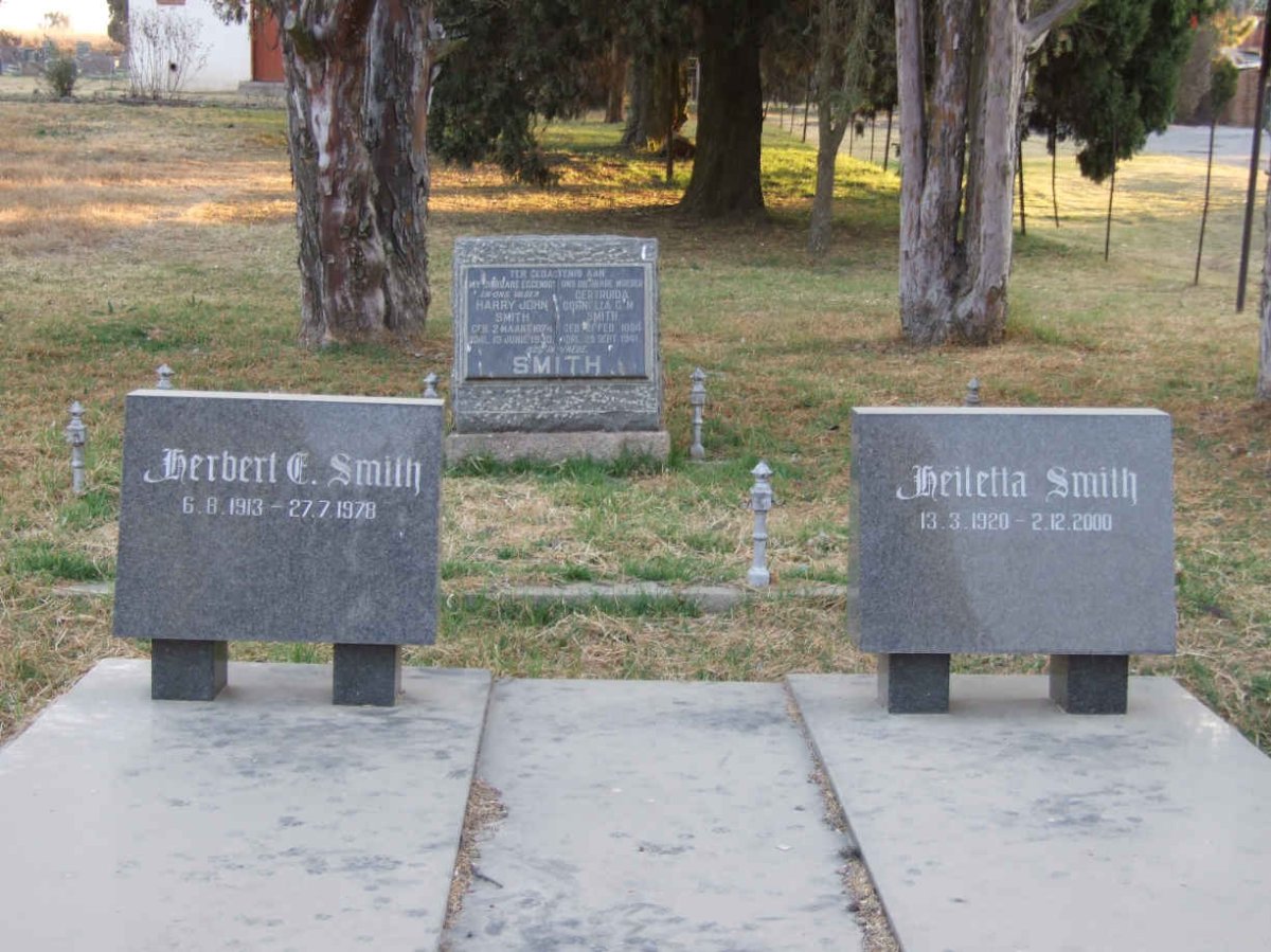 SMITH Herbert E. 1913-1978 &amp; Heiletta 1920-2000