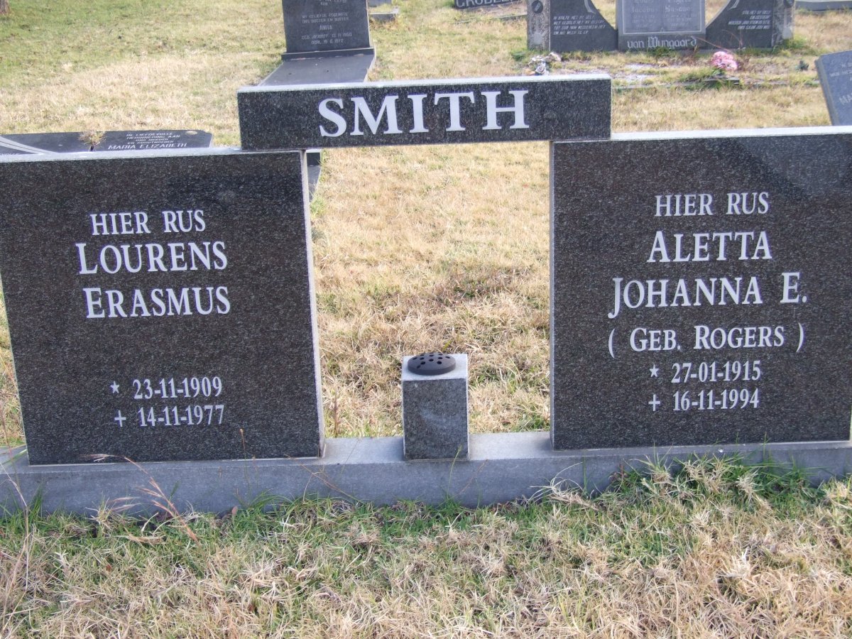SMITH Lourens Erasmus 1909-1977 &amp; Aletta Johanna E. ROGERS 1915-1994