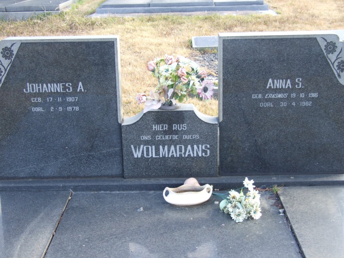 WOLMARANS Johannes A. 1907-1978 &amp; Anna S. ERASMUS 1916-1982