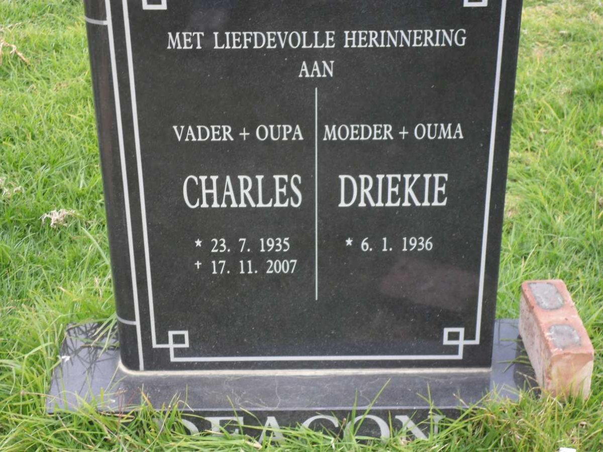 DEACON Charles 1935-2007 &amp; Driekie 1936-