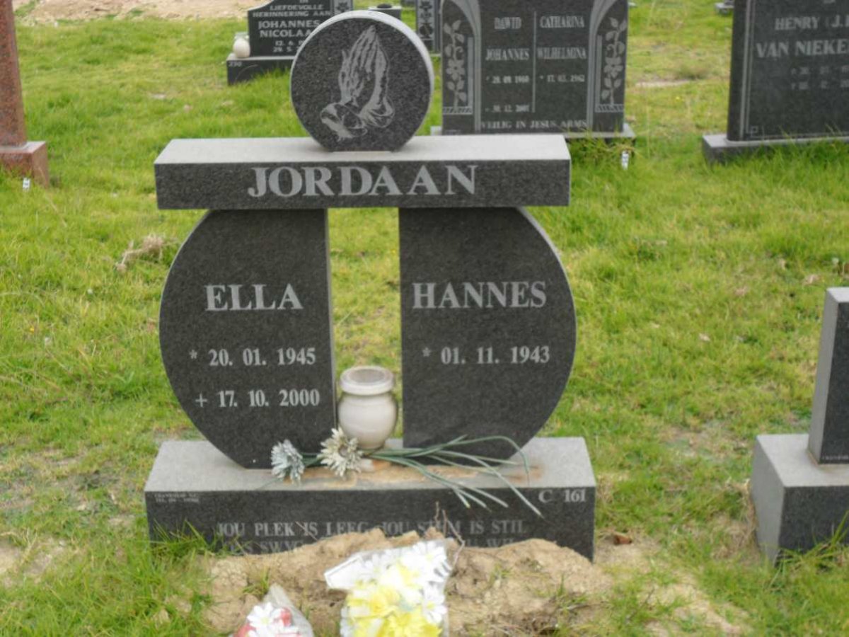 JORDAAN Hannes 1943-  &amp; Ella 1945-2000